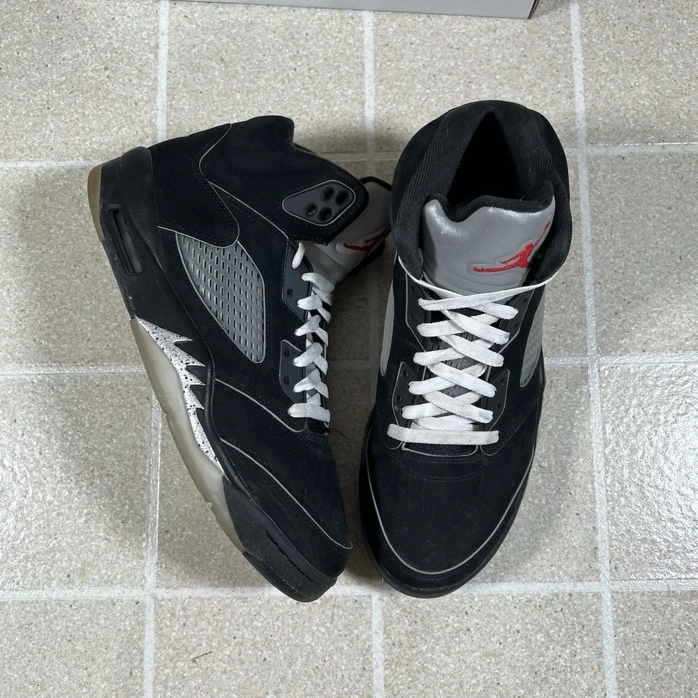 Air Jordan 5 Retro Black Metallic Reimagined Style # HF3975-001 Size 11